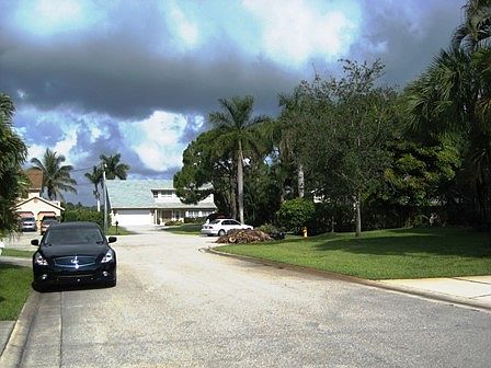 4th image of 2066 Circle Pl