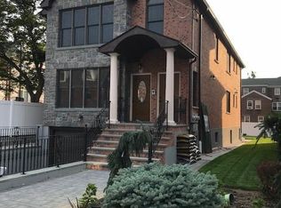2061 Narragansett Ave, Bronx, NY 10461