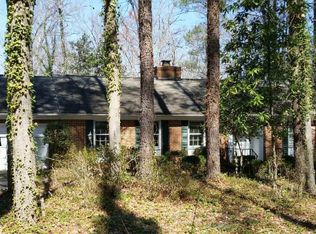 620 W Chisholm St, Sanford, NC 27330