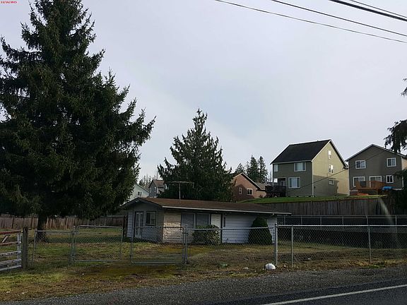 3rd image of 18707 22nd Ave E