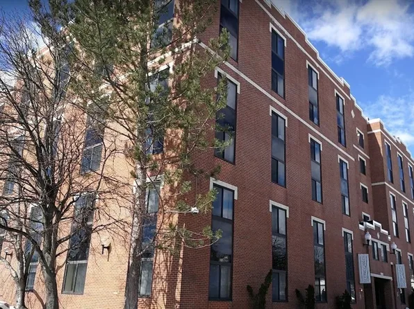 20-30 Daniels St #210, Malden, MA 02148