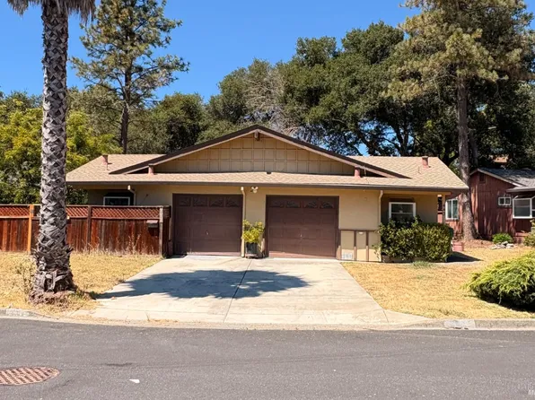 441 - 443 Pheasant Lane, Santa Rosa, CA 95403