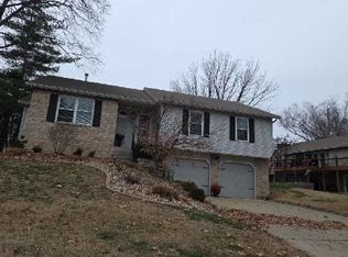44 Marquette Dr, Lake Saint Louis, MO 63367