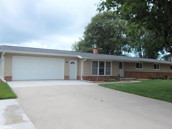 418 Birch Ave, Eldora, IA 50627