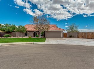 681 S Oak Cir, Chandler, AZ 85226