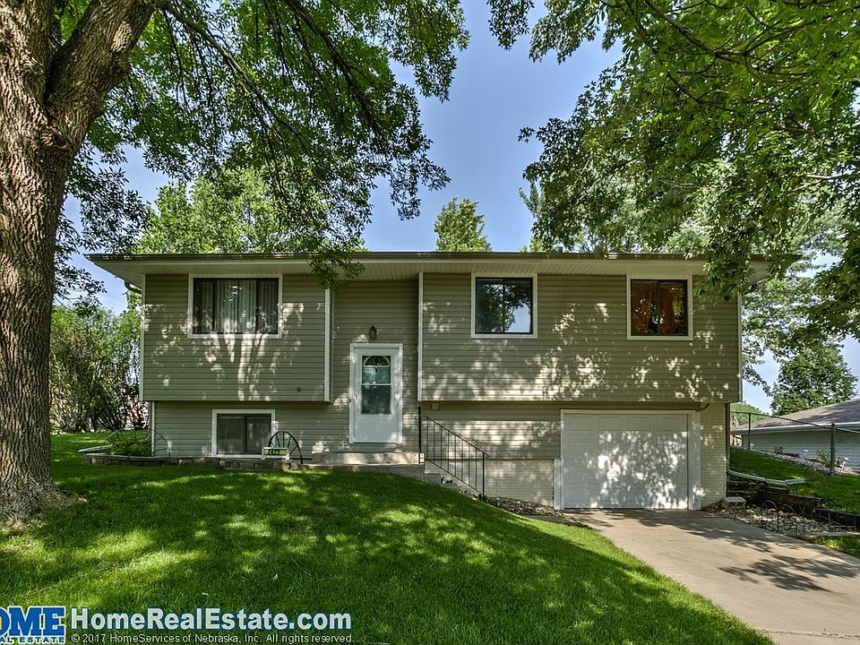 1st image of 2423 NW 51st St