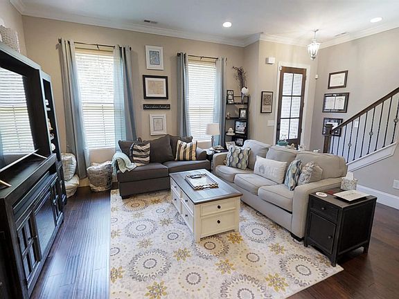 3rd image of 104 Cedar Place Bnd