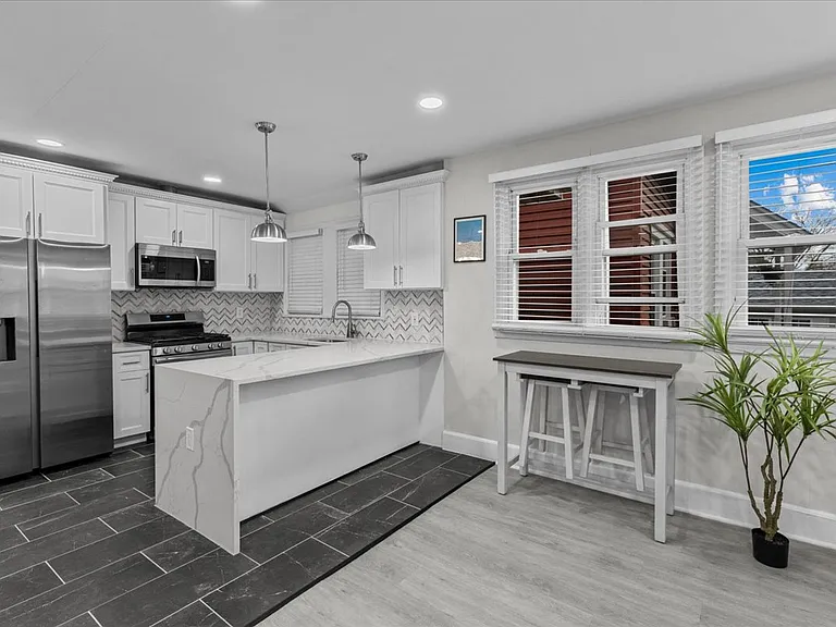 506 N New Jersey Ave #2 — Photo 4