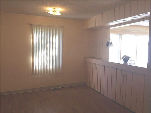 2nd image of 3254 Welch Dr