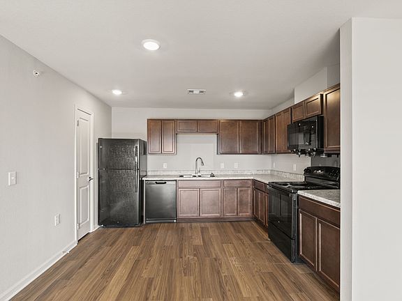 2nd image of 7508 Ross Rd #2-2108