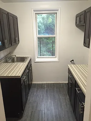 Rented by Bruma Realty LLC | media 2