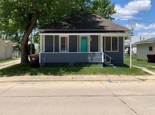 106 E Newton St, Heyworth, IL