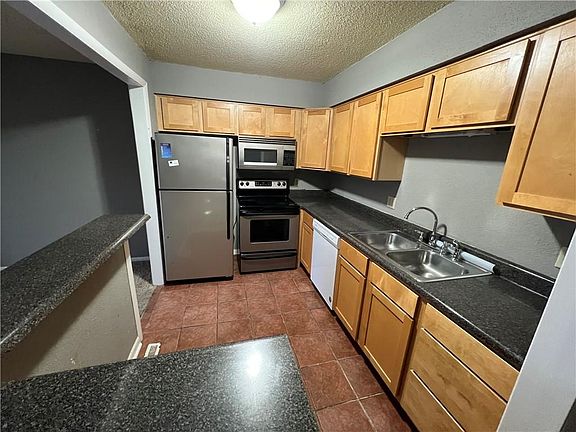 3rd image of 1503 E 97th St