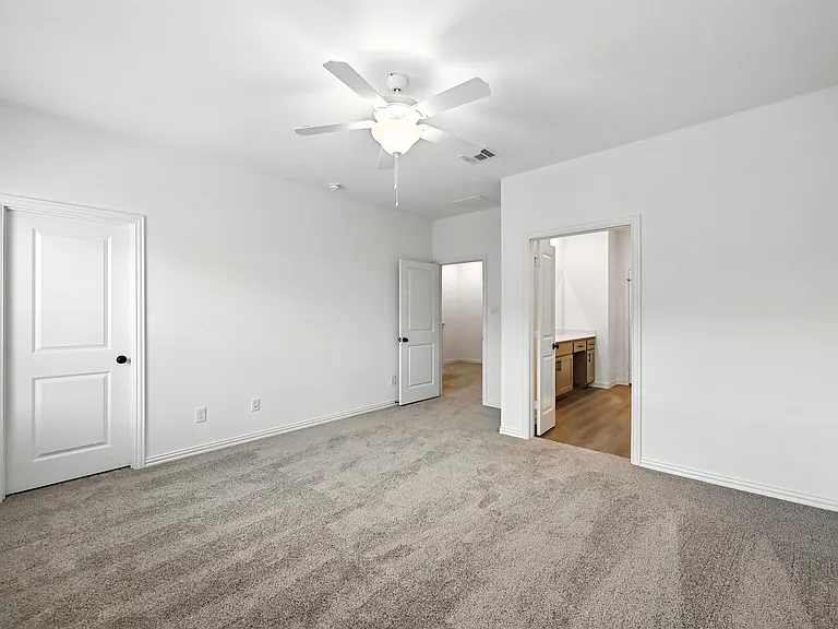 630 Redwood Way — Photo 11