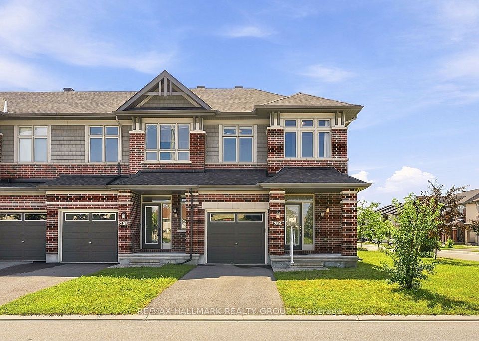 1st image of 254 Dolce Cres
