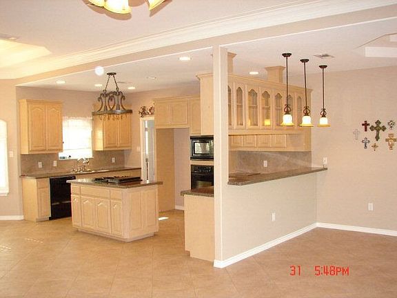 5th image of 223 Creekwood Dr