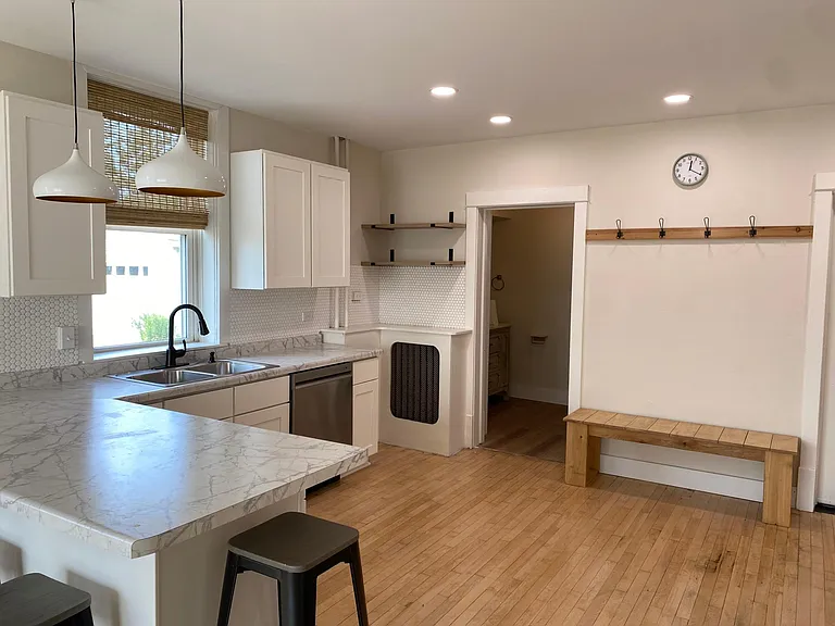 1301 W Quincy St #1 — Photo 1