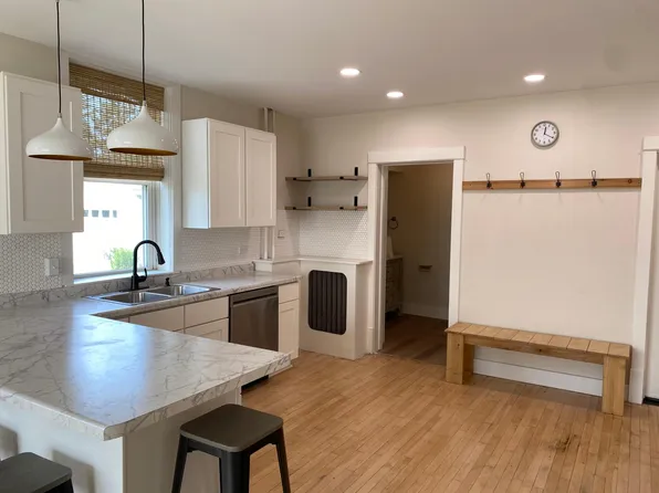 1301 W Quincy St #1, Hancock, MI 49930