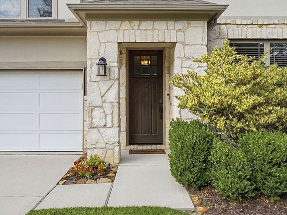 4th image of 7919 Augusta Creek Ct