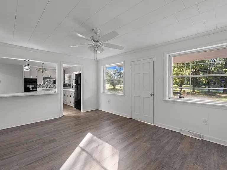 2462 Harrington Hwy — Photo 15