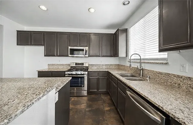 2232 Compote Cir — Photo 14