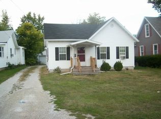 912 Hall St, Streator, IL 61364