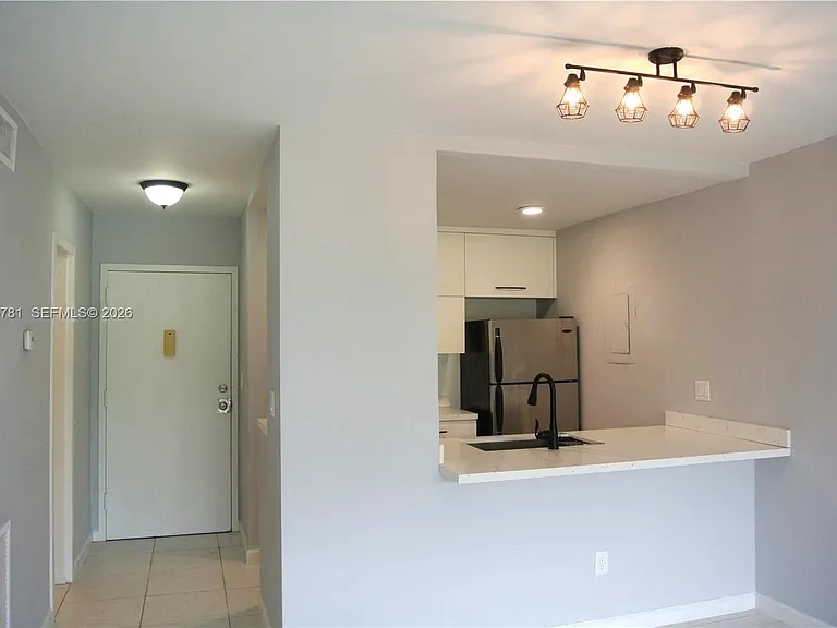 2160 SW 16th Ave #417 — Photo 4