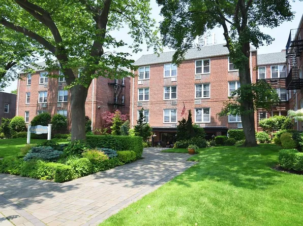 16 Main Street #3K, East Rockaway, NY 11518