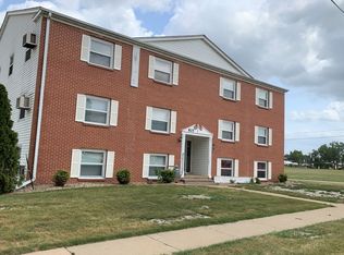 825 & 875 26th St | 26th Street Apartments, Marion, IA 52302