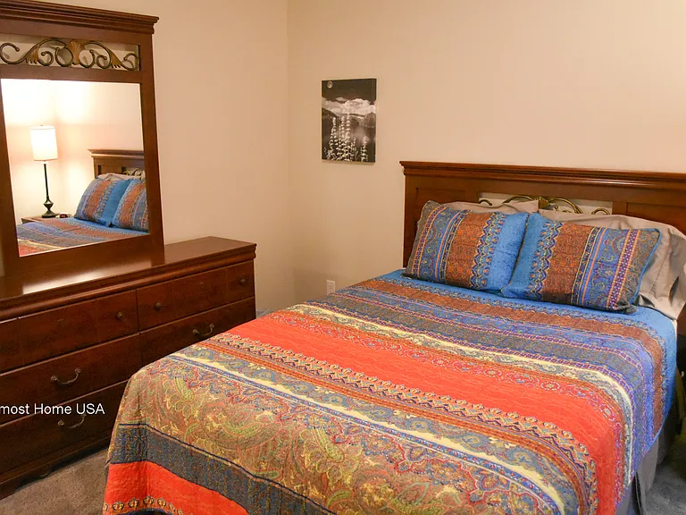 3293 E Bengal Blvd — Photo 15