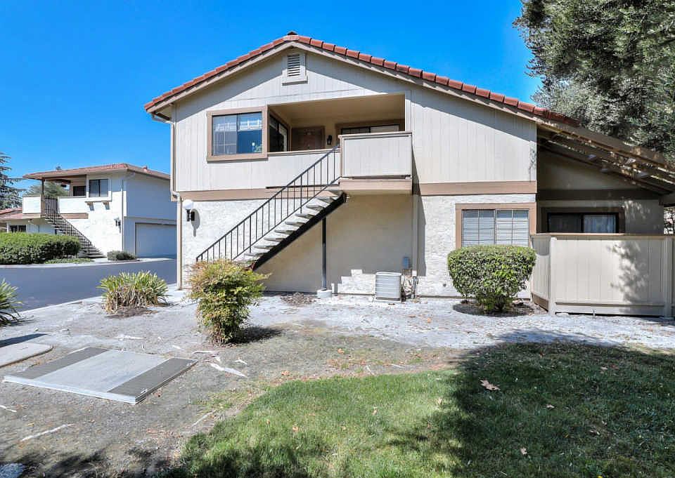 1st image of 5434 Colony Green Dr