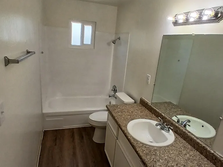 1251 Kenny Dr #13 — Photo 8