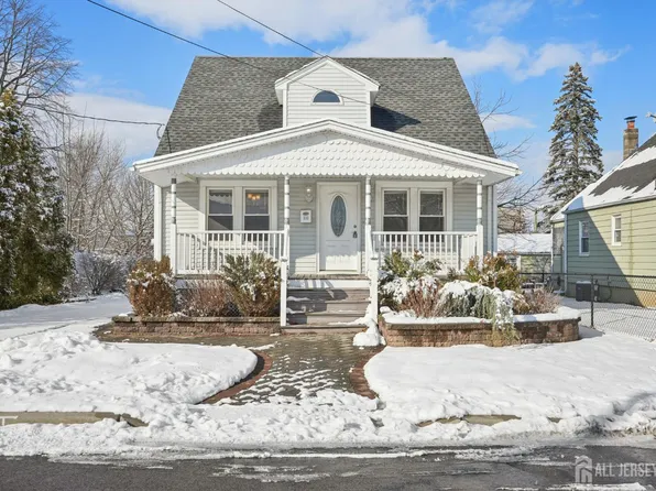 14 Fountain St, East Brunswick, NJ 08816