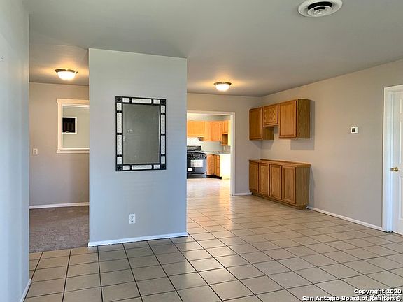 2nd image of 1022 Morey Peak Dr