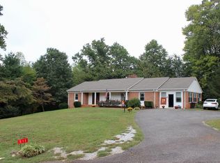 112 Mountain View Hts, Stuart, VA 24171