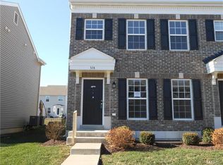 328 Shady Rock Ln, O'Fallon, MO 63368