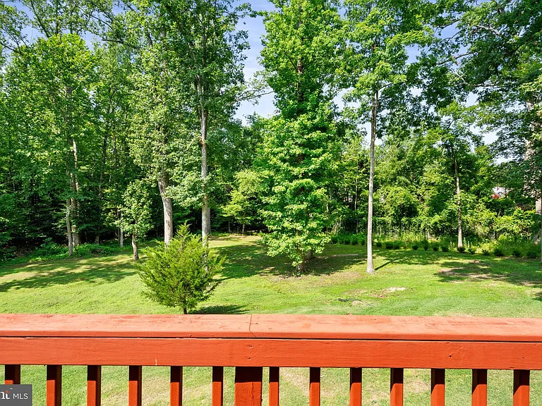 127 Pilgrim Cv — Photo 37