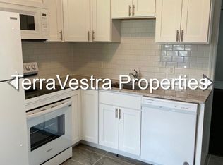 297 N Laurel St APT 3, Bridgeton, NJ 08302