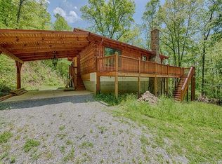 850 Cobblestone Dr, Waynesville, NC 28786