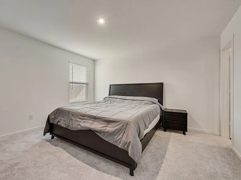14112 Hammersmith St — Photo 18