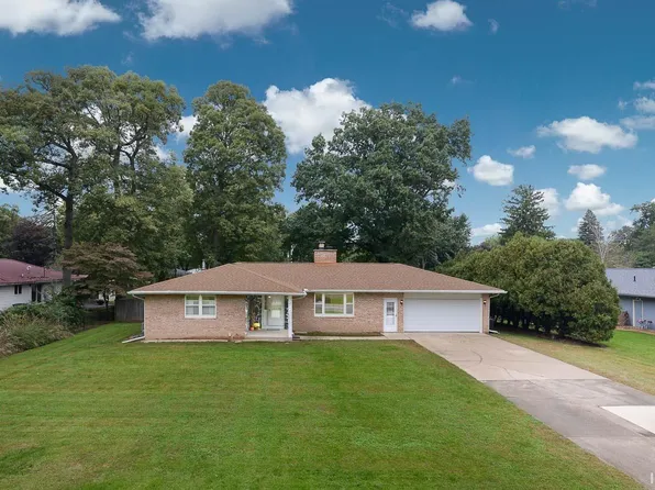 2705 Martin Manor Dr, Goshen, IN 46526