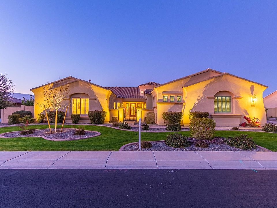 1st image of 3056 E La Costa Dr
