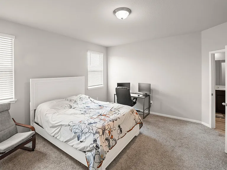 501 Dubina Ave — Photo 17