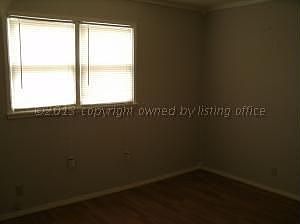 4th image of 400 Doucette St