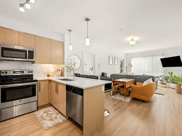 3070 Kilpatrick Ave #308, Courtenay, BC V9N 0G7