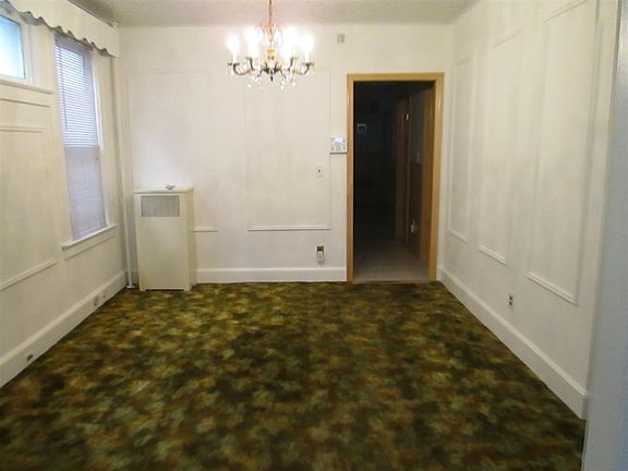5th image of 72 Williams Ave