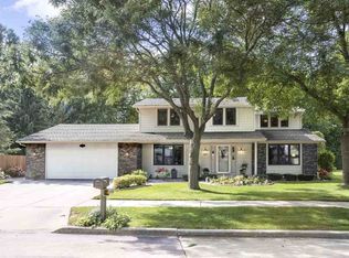 3329 S Bob O Link Ln, Appleton, WI 54915