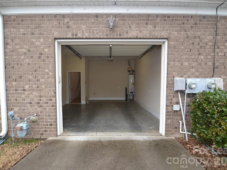 6005 Village Dr NW — Photo 26