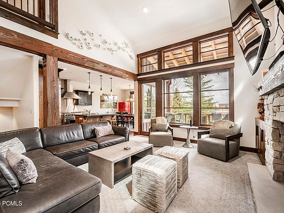4th image of 1825 Three Kings Dr #801