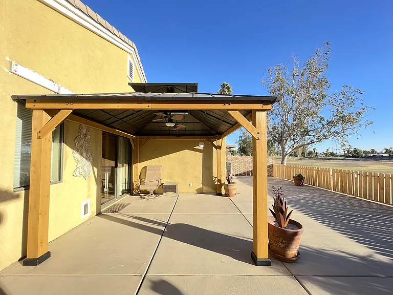 2549 Country Club Dr — Photo 29